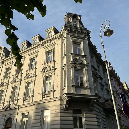 Residence Polonia Karlsbad Buitenkant foto