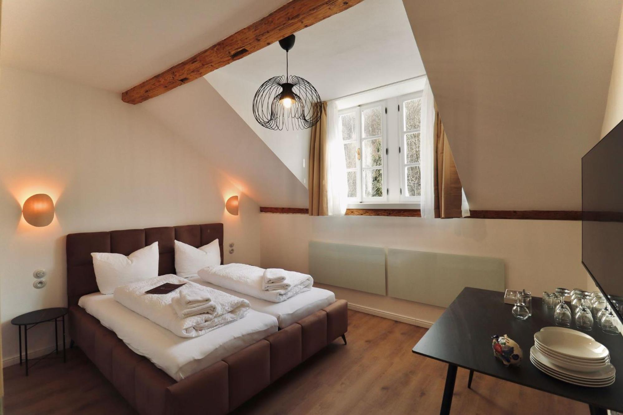 Residence Polonia Karlsbad Buitenkant foto